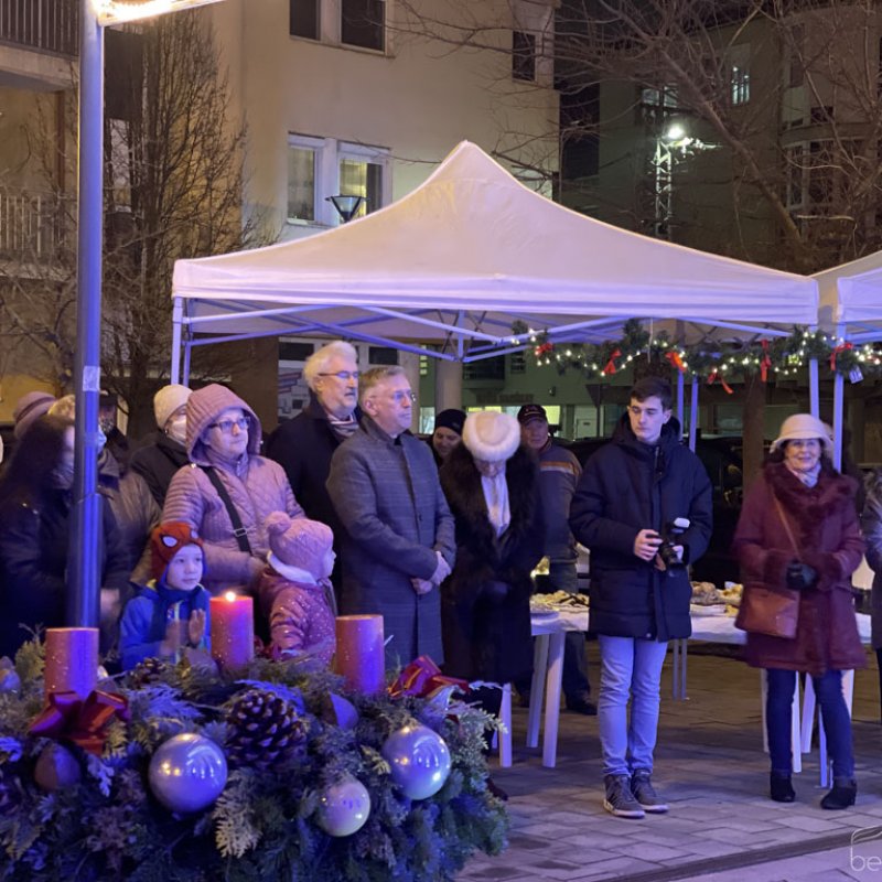 Fellobbant a szeretet lángja 31